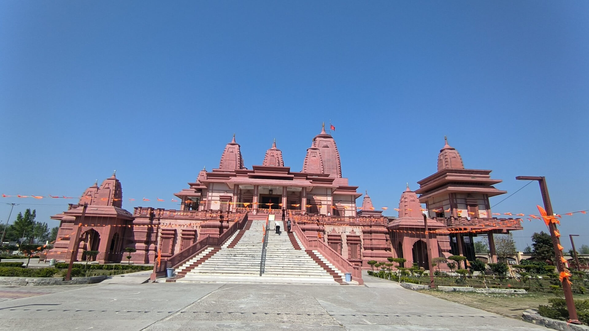 Hanuman Dham Ramnagar temple Uttarakhand
