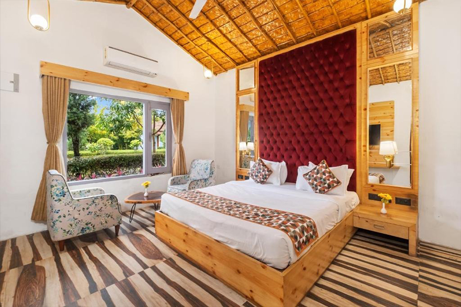 Deluxe Room luxury resort Jim Corbett